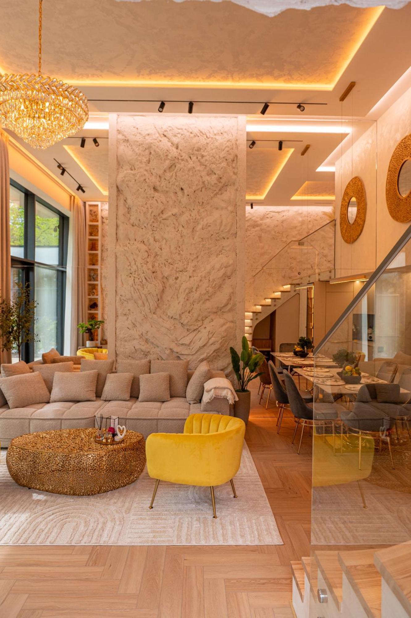 Apartment Loft With Luxury Near Sea